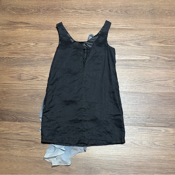 🔥🔥🔥Twelve by Twelve Gray Asymmetrical Ruffled Mini Dress Size: XS🔥🔥🔥 - Picture 6 of 7